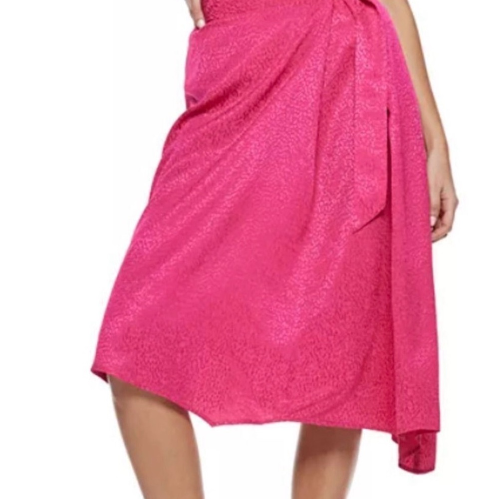 Nine West  Pink cheetah print Women's Skirt medium NWOT